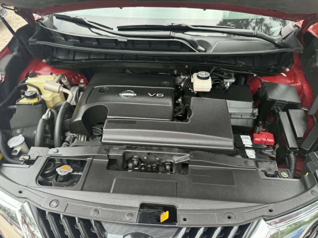 Used 2018 Nissan Murano SV FWD image 35