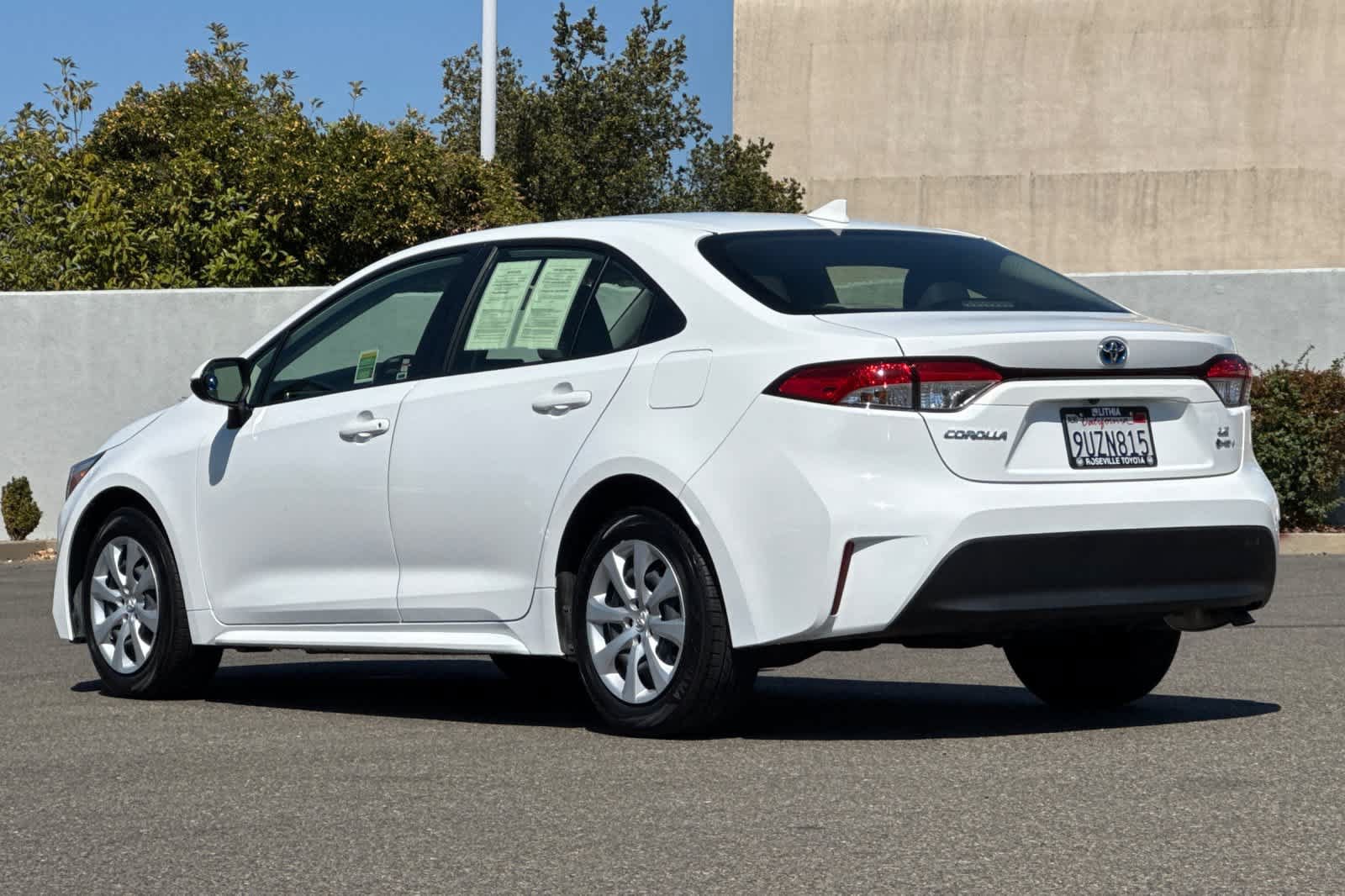 Certified 2025 Toyota Corolla LE FWD image 7