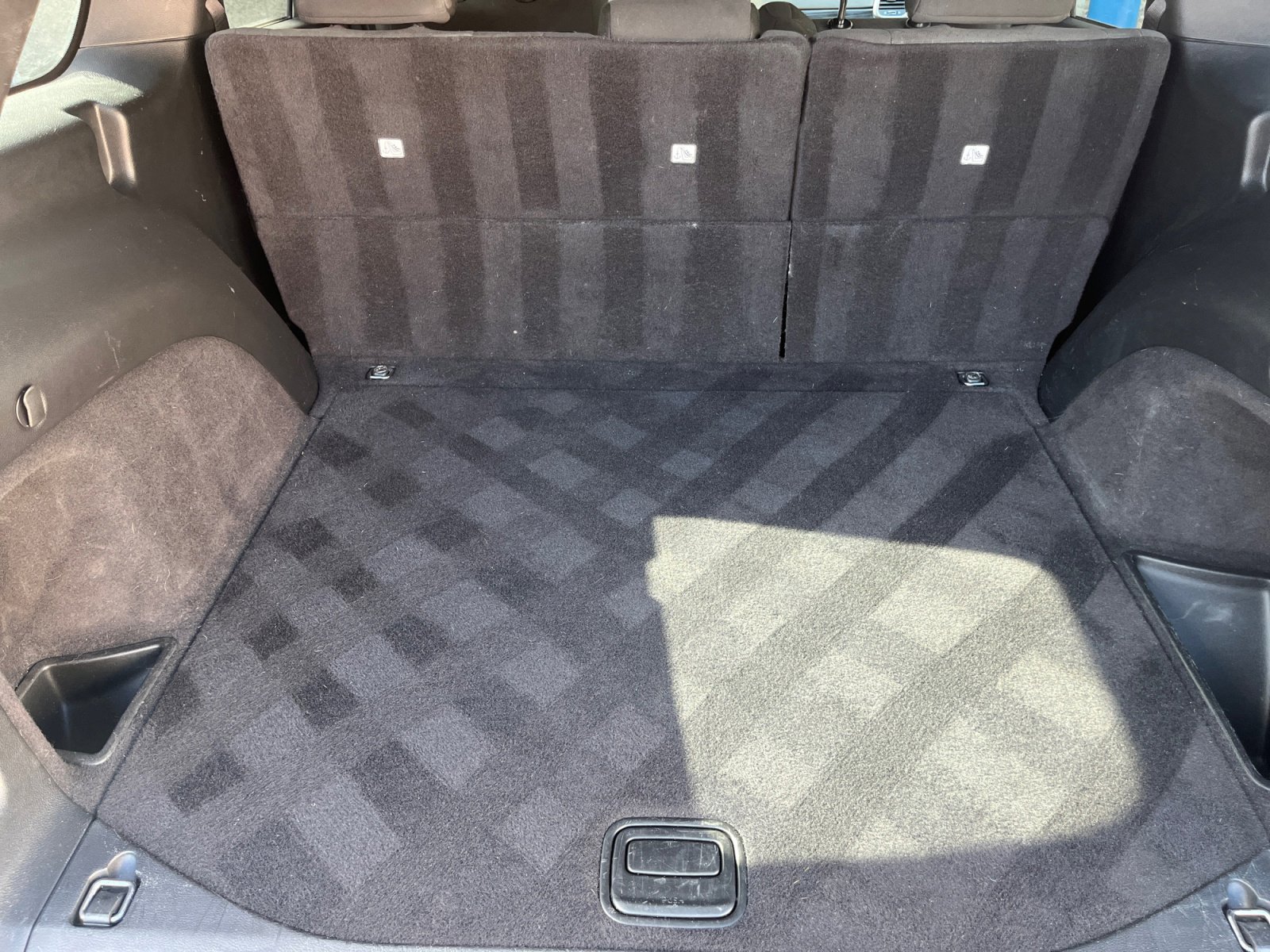 Used 2019 Jeep Grand Cherokee Laredo w/ 18" Wheel & 8.4" Radio Group image 26