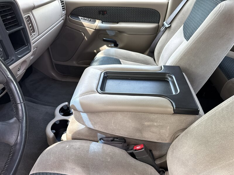 Used 2004 Chevrolet Avalanche 2WD image 33