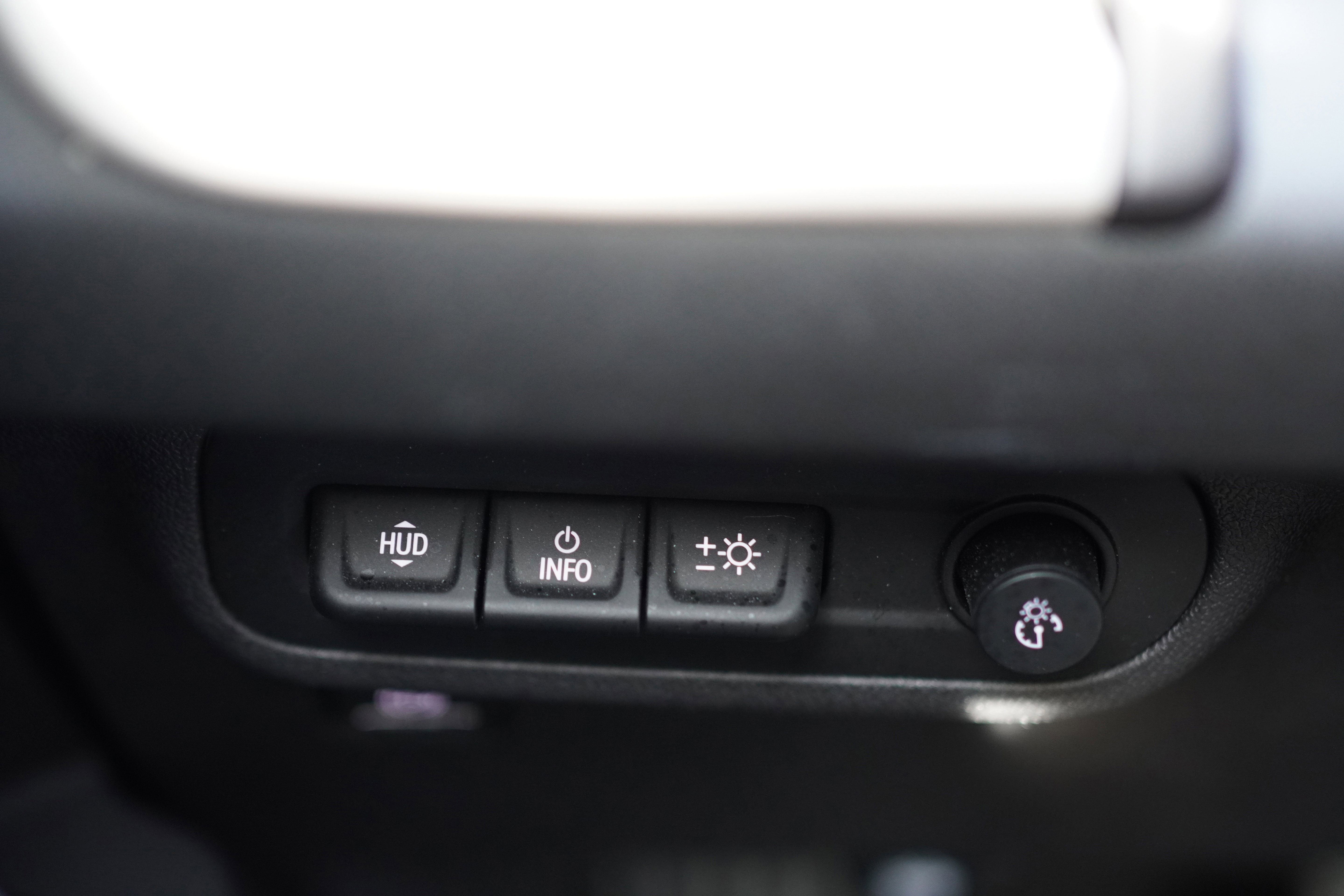 Used 2024 GMC Terrain Denali w/ Denali Premium Package image 34