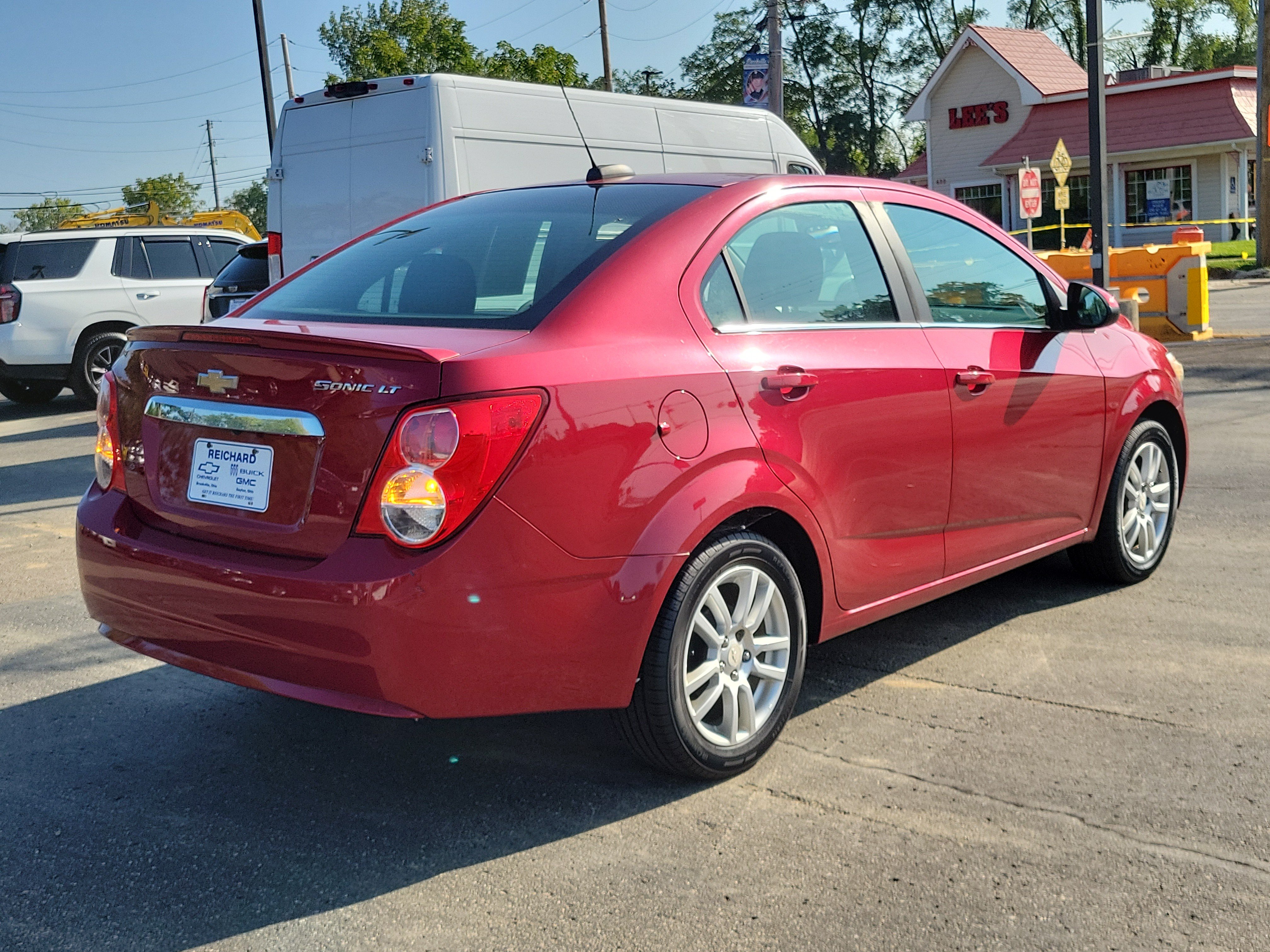 Used 2016 Chevrolet Sonic LT w/ Wheels and Fog Lamp Package FWD image 4