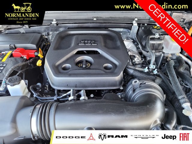 Certified 2025 Jeep Wrangler Unlimited Sahara AWD/4WD image 20