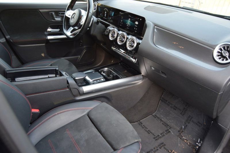 Used 2022 Mercedes-Benz GLA 35 AMG 4MATIC image 30