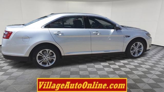 Used 2016 Ford Taurus SEL w/ Equipment Group 201A AWD/4WD image 9