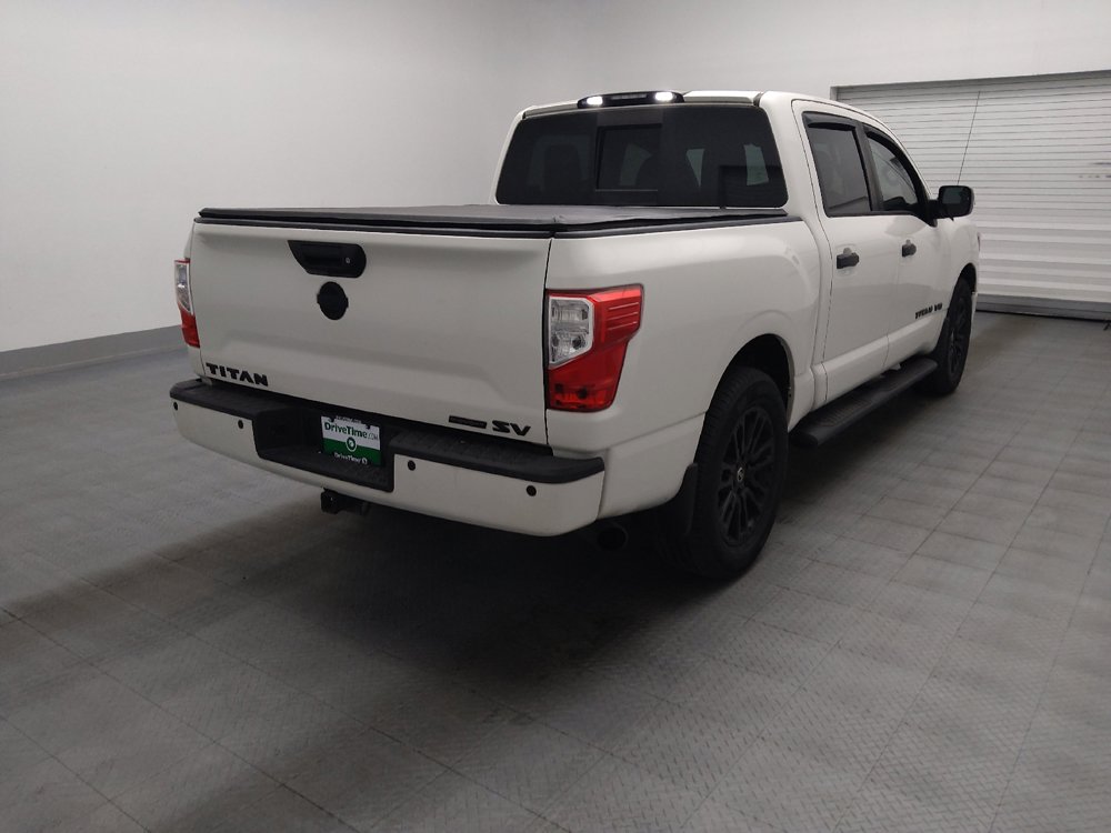 Used 2018 Nissan Titan SV w/ SV Convenience Package RWD image 9