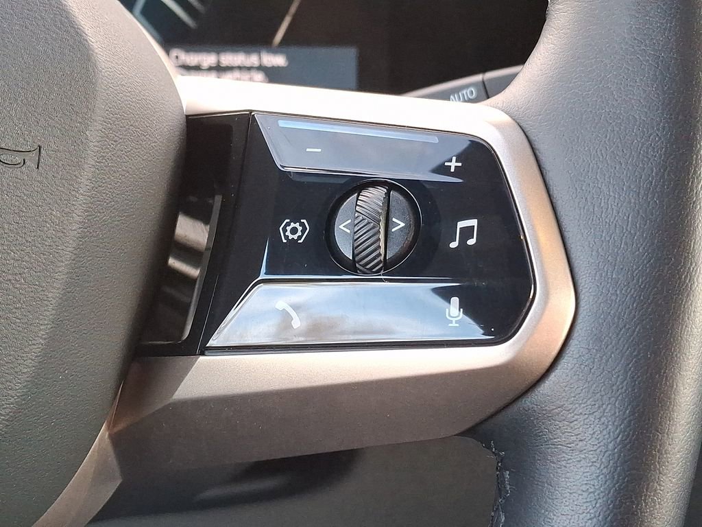 Certified 2024 BMW iX xDrive50 AWD/4WD image 17