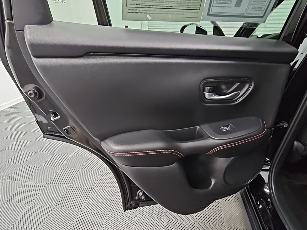 Used 2025 Honda HR-V Sport image 29