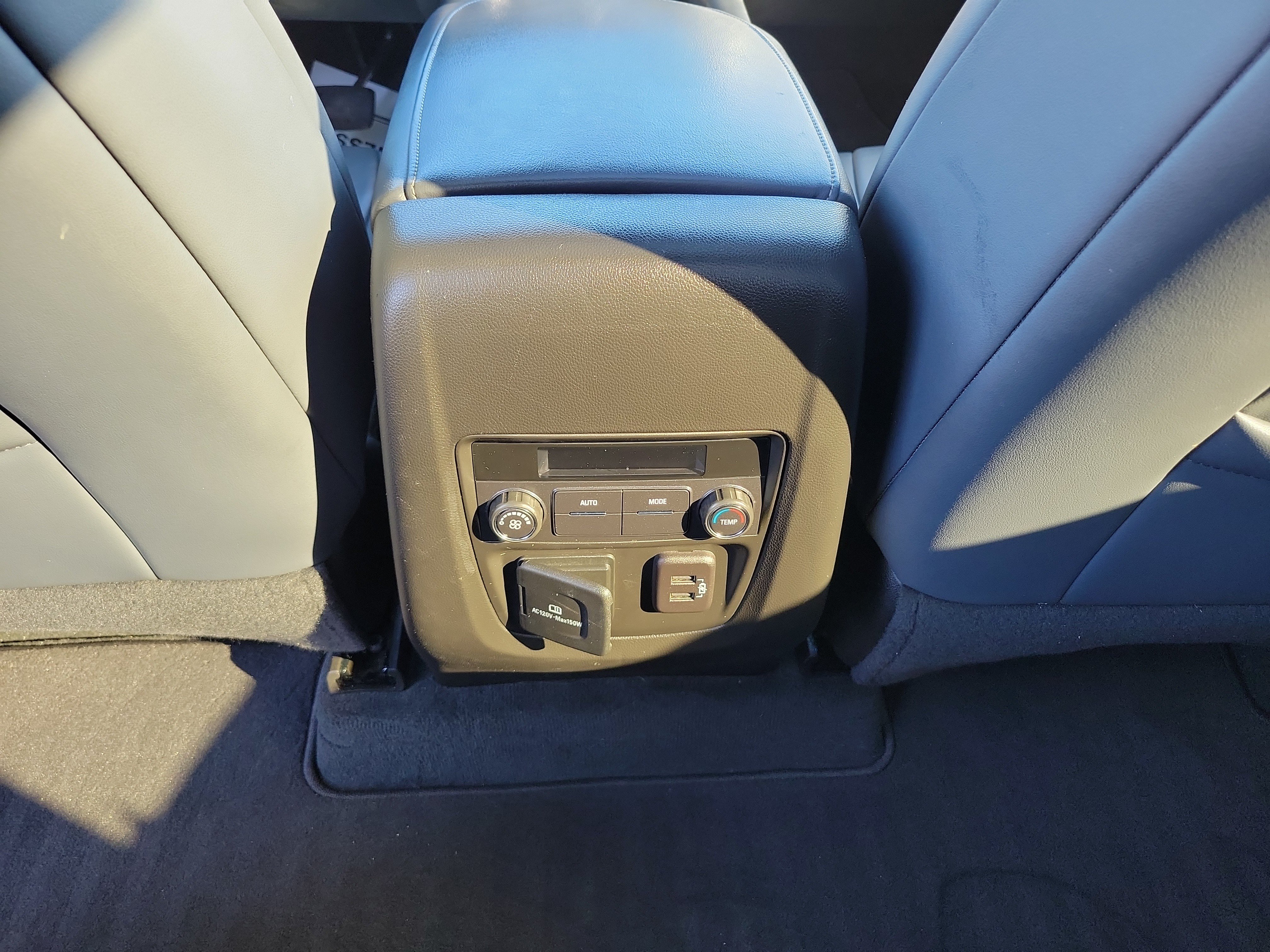 Used 2023 Buick Enclave Essence w/ Experience Buick Package AWD/4WD image 11