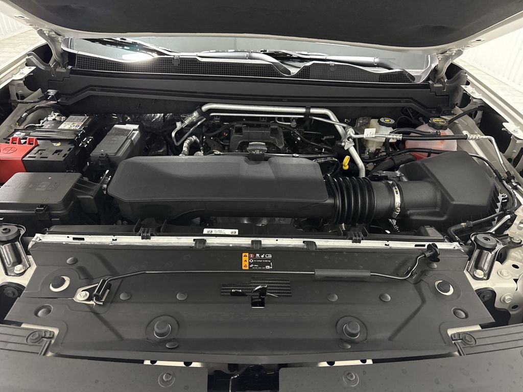 New 2026 GMC Canyon Elevation w/ Convenience Package RWD image 31