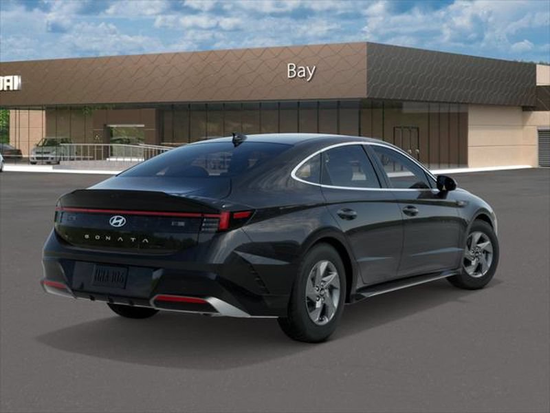 New 2026 Hyundai Sonata SE FWD image 4