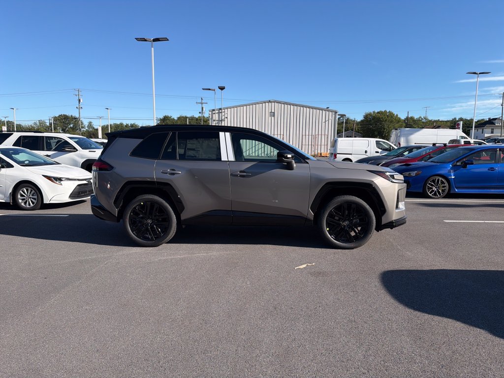 Used 2026 Toyota RAV4 XSE w/ Weather Package AWD/4WD image 9