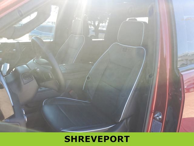 Used 2025 GMC Sierra 2500 AT4X image 12