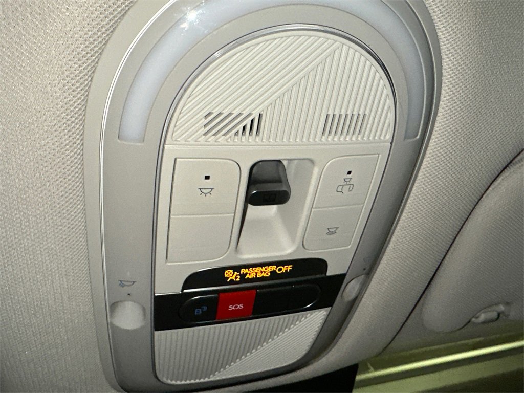 Used 2023 Hyundai Ioniq 5 Limited w/ Cargo Package image 35