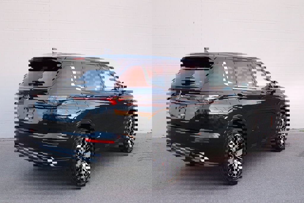 Used 2025 Mitsubishi Outlander SE image 28