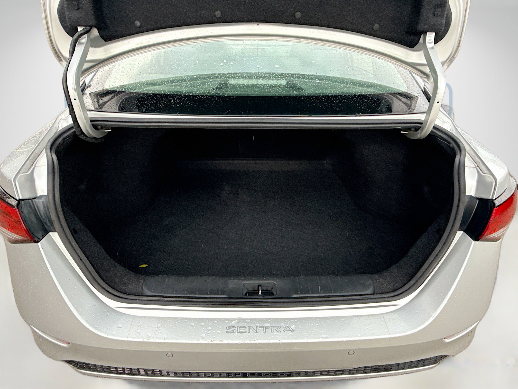 Used 2021 Nissan Sentra S image 25