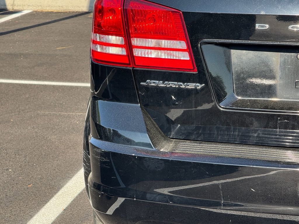 Used 2018 Dodge Journey SE w/ Connectivity Group image 18