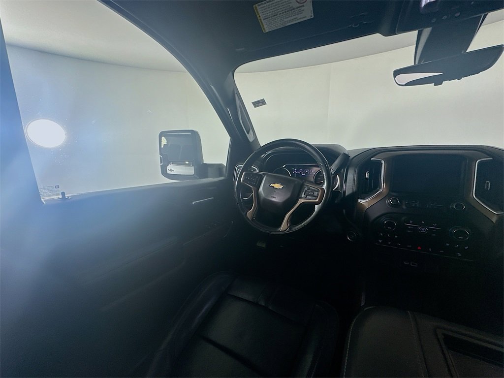 Used 2021 Chevrolet Silverado 2500 High Country w/ Z71 Off-Road Package image 9