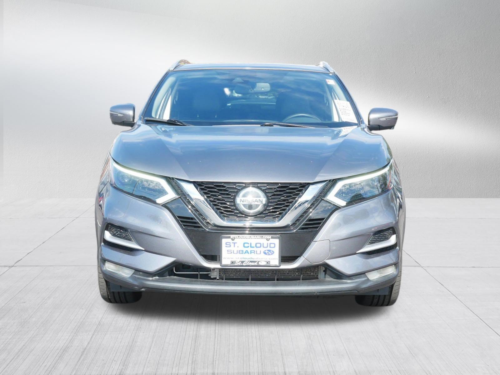 Used 2022 Nissan Rogue Sport SL w/ Premium Package AWD/4WD image 2
