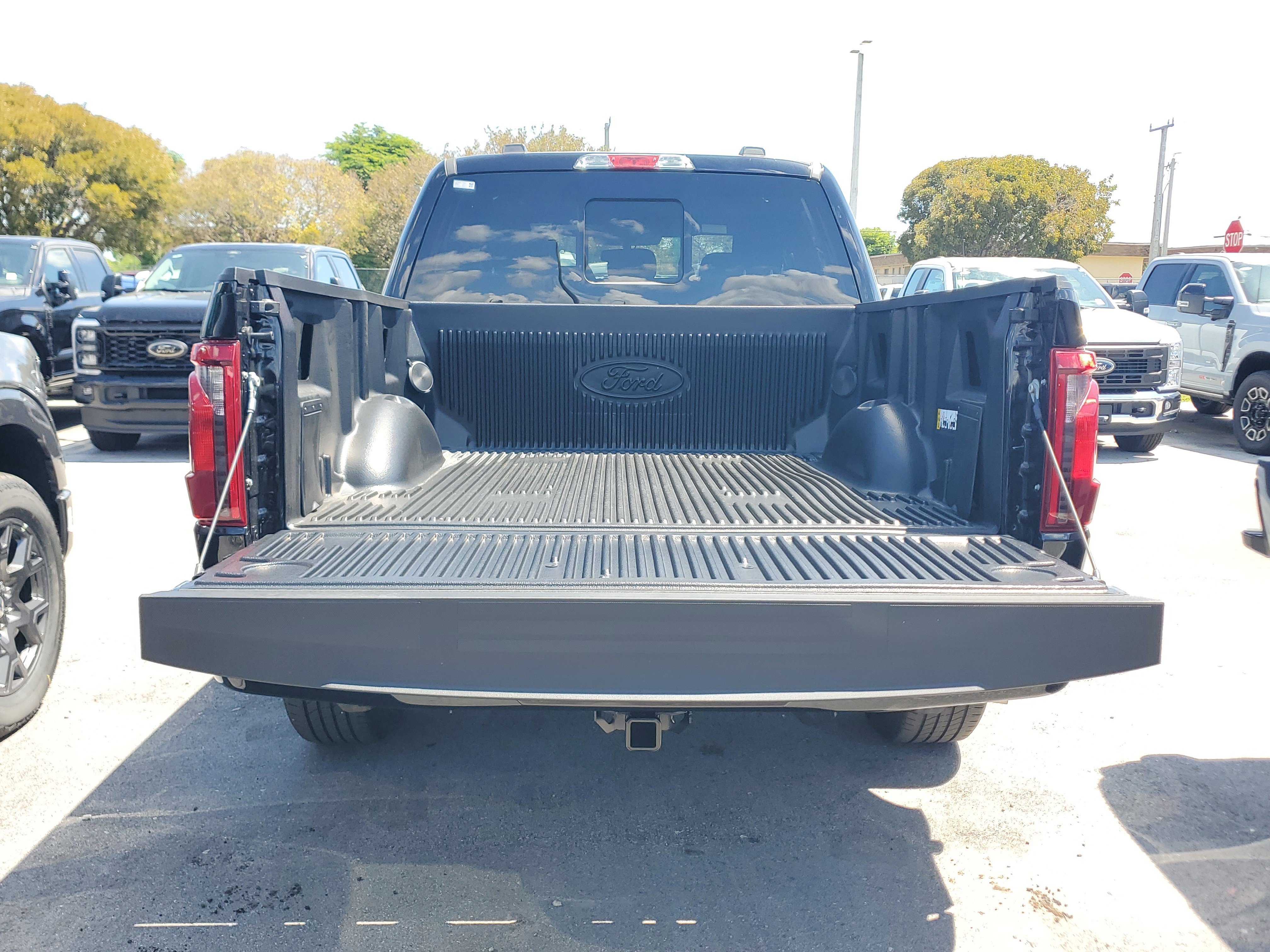 New 2026 Ford F150 XLT w/ Equipment Group 302A MID image 7