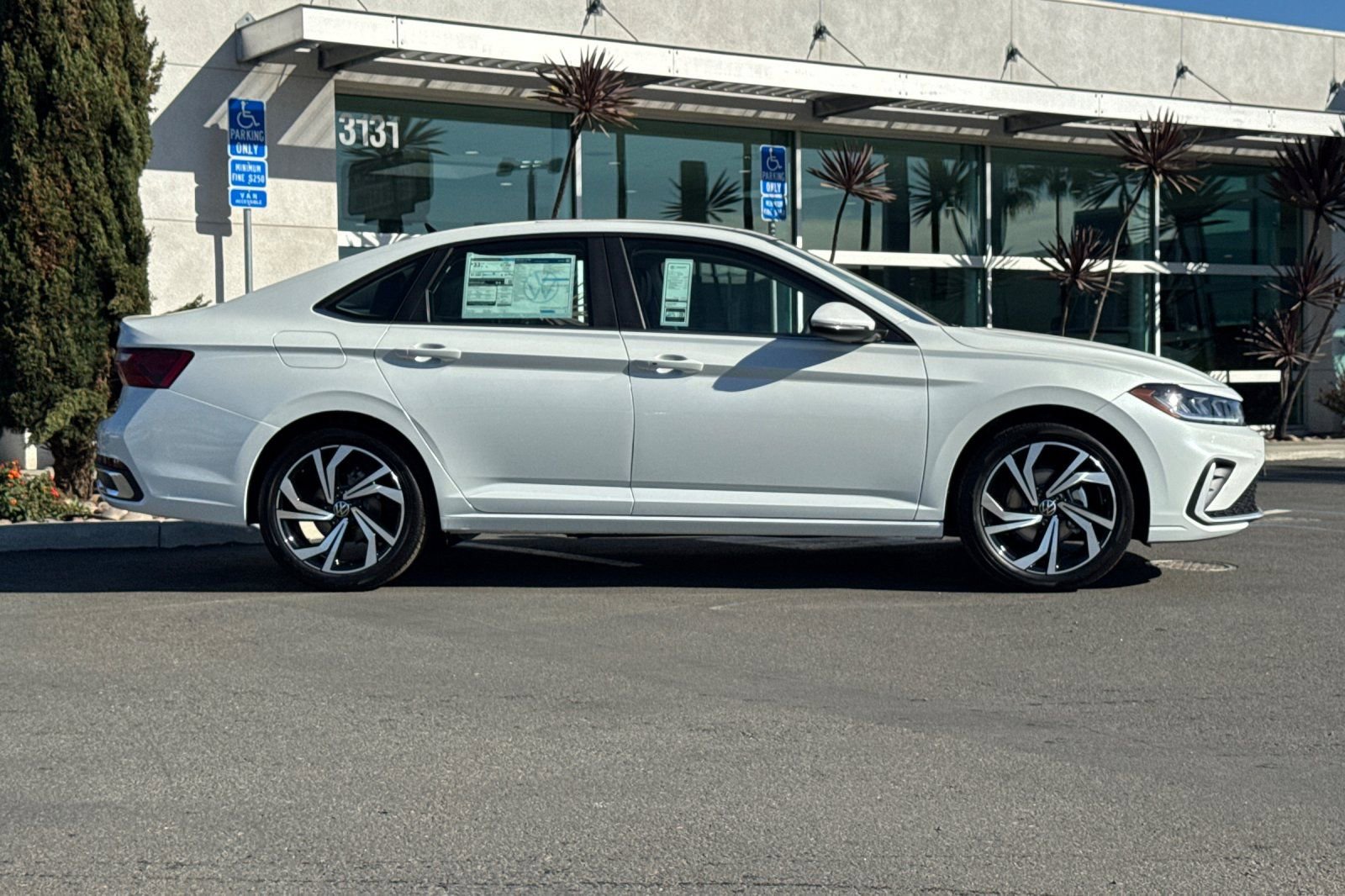 New 2026 Volkswagen Jetta SEL FWD image 4