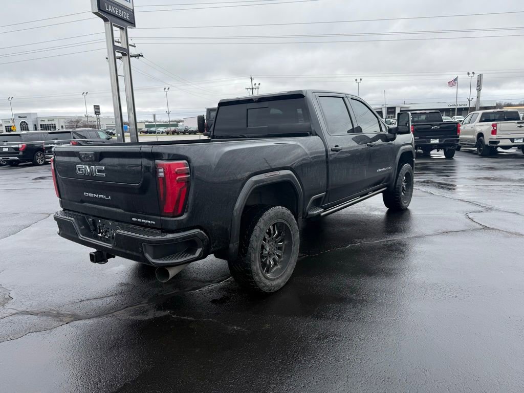 Used 2024 GMC Sierra 2500 Denali Ultimate w/ Snow Plow Prep/Camper Package image 7