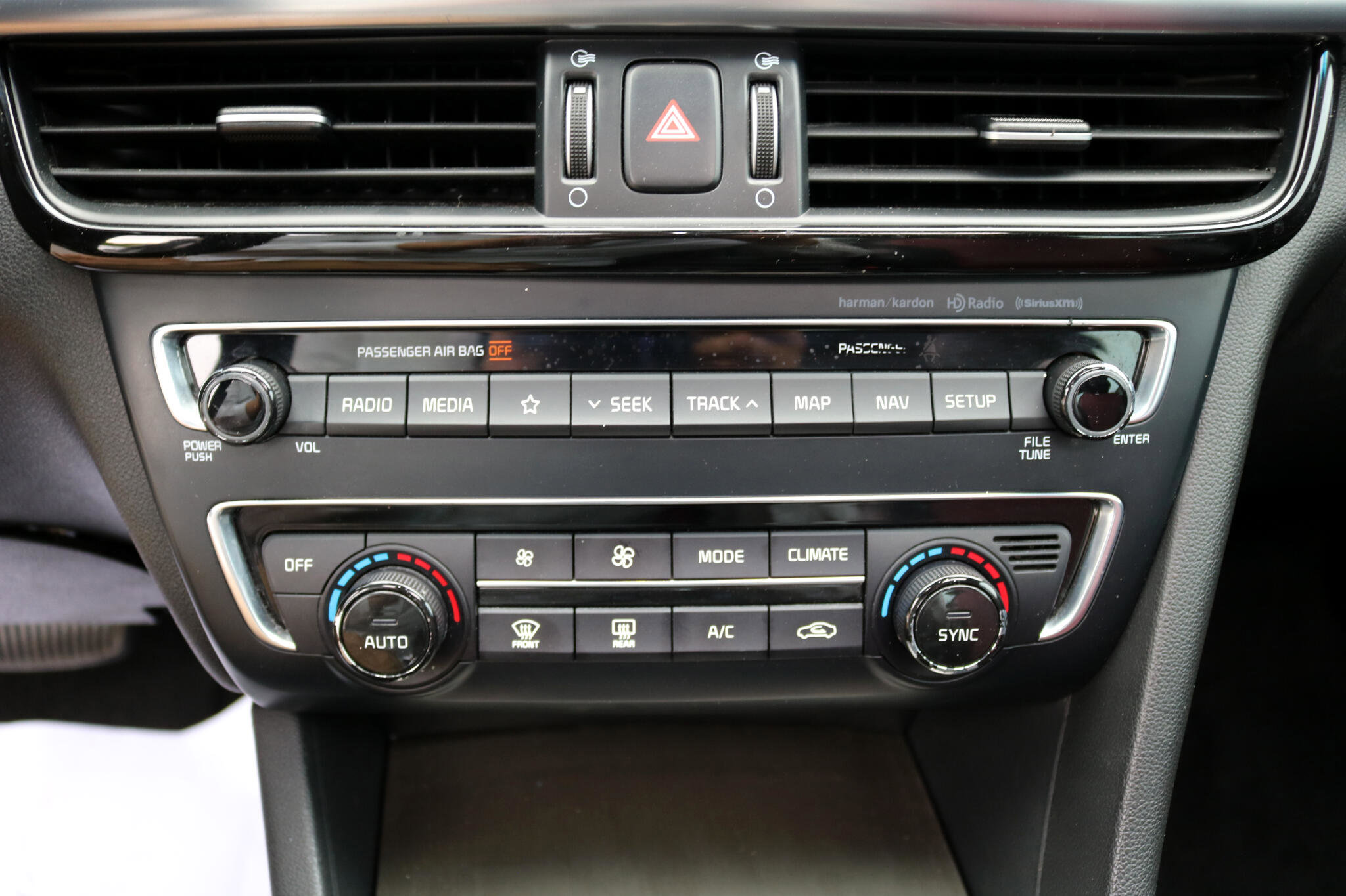 Used 2019 Kia Optima SX image 23