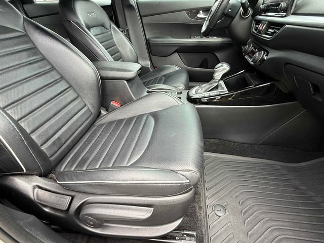 Used 2023 Kia Forte GT-Line w/ GT-Line Premium Package image 19
