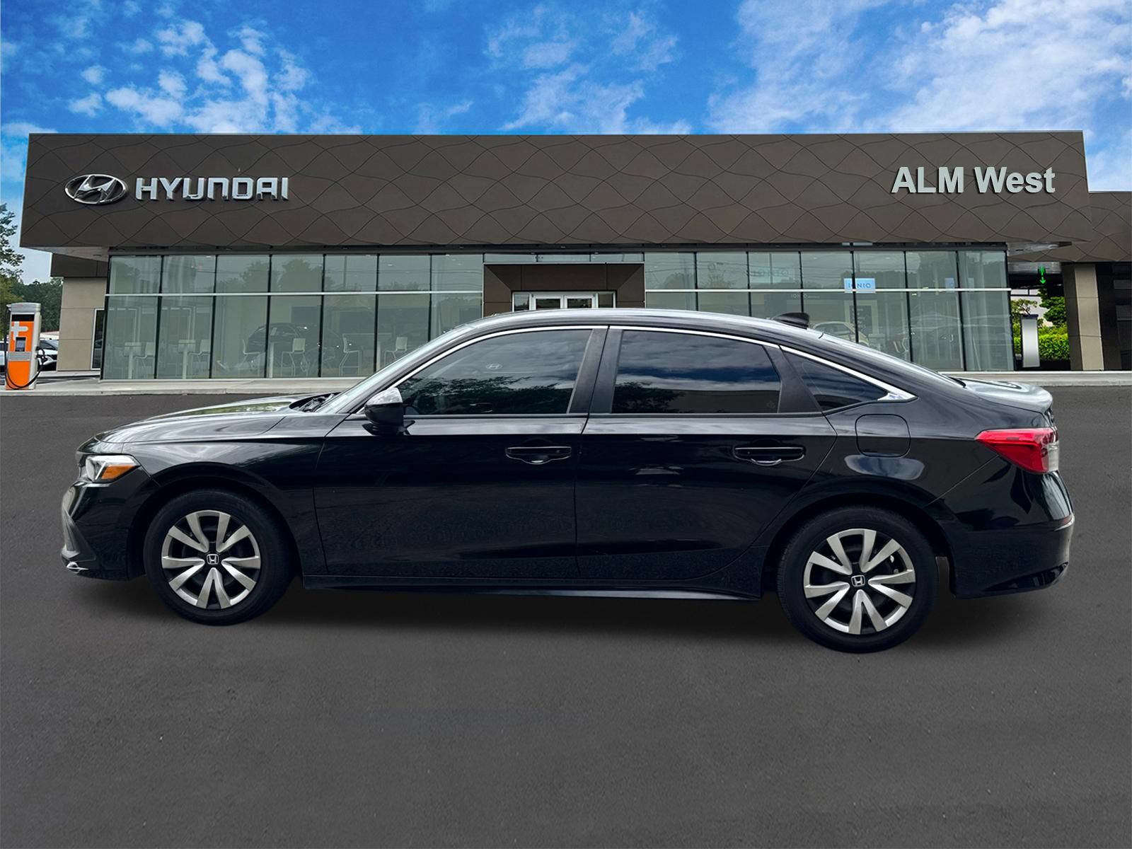 Used 2023 Honda Civic LX image 8