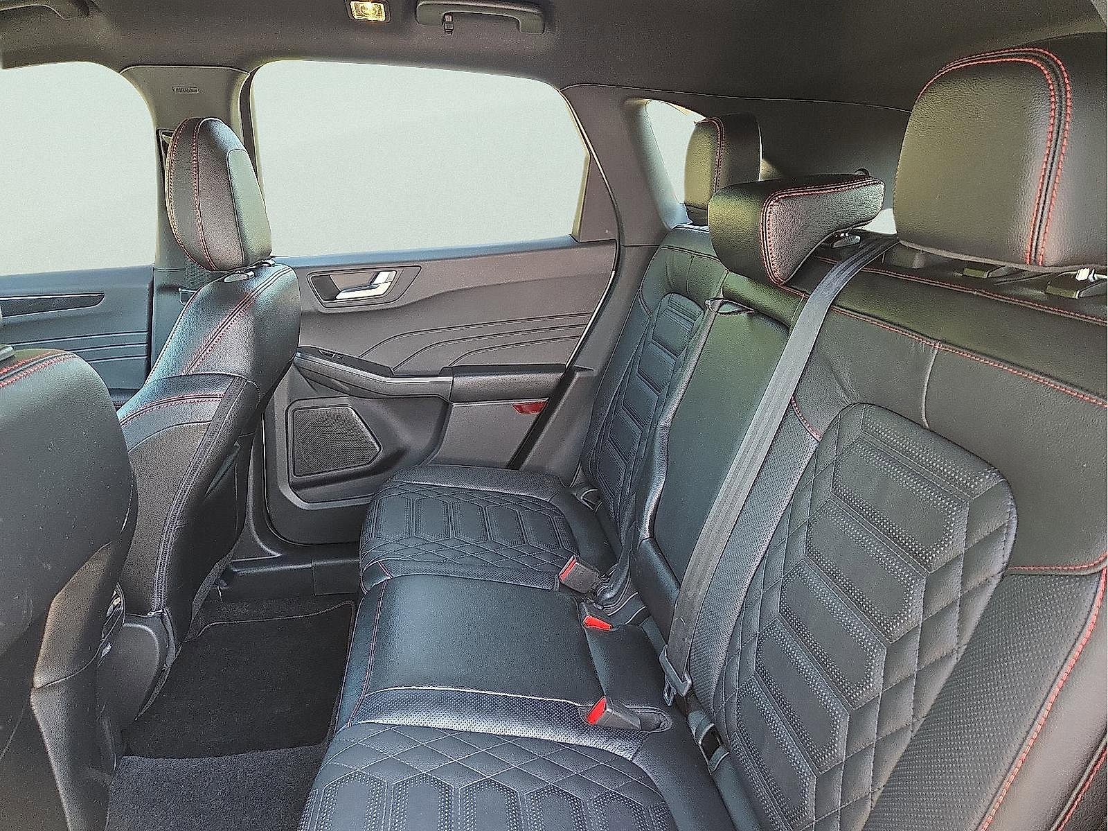 Used 2023 Ford Escape ST-Line Elite w/ Premium Technology Package image 10