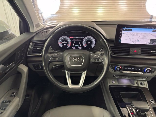 Used 2022 Audi Q5 2.0T Premium Plus AWD/4WD image 16