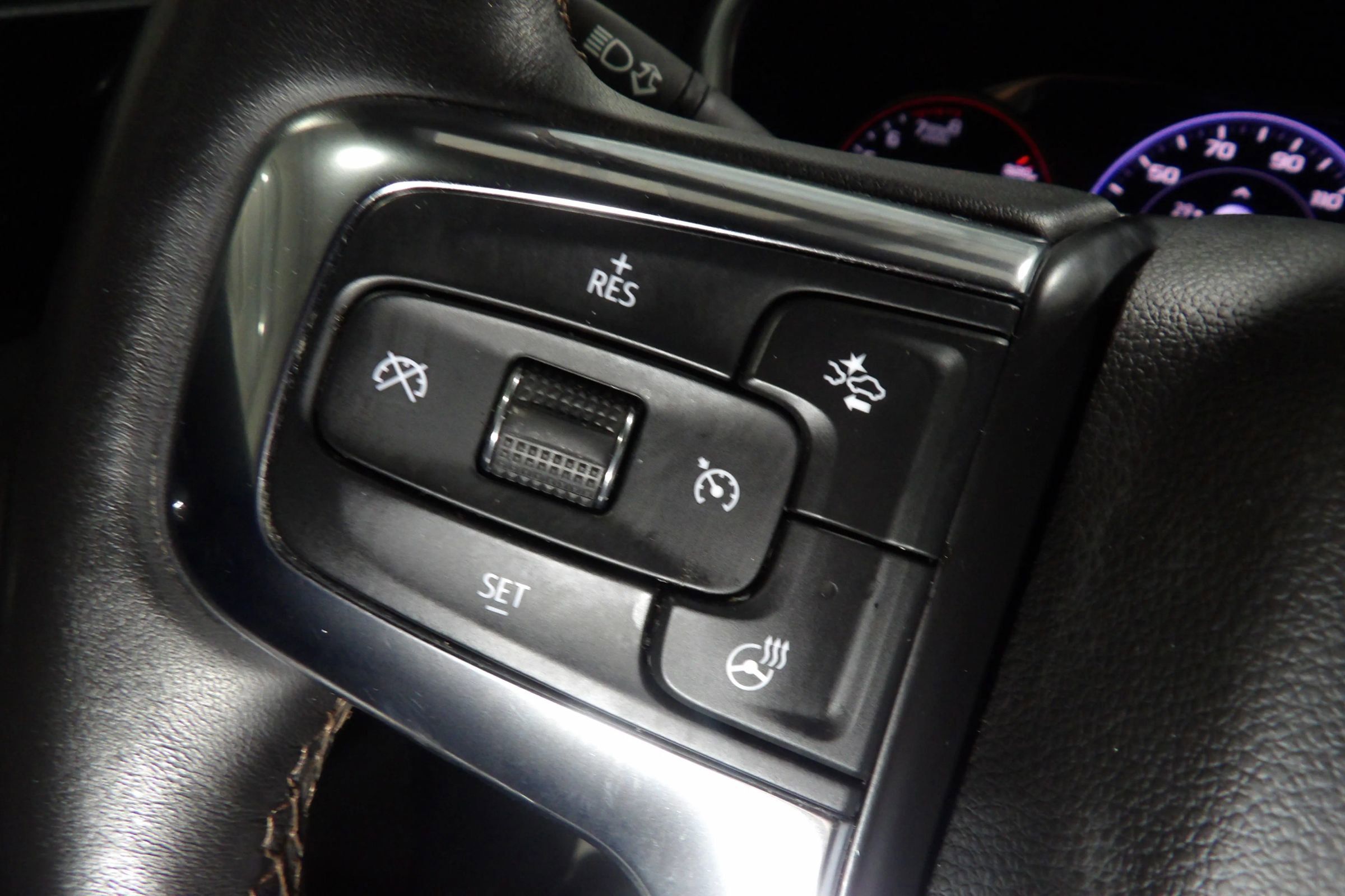 Used 2022 Chevrolet Blazer Premier w/ Enhanced Convenience Package AWD/4WD image 21