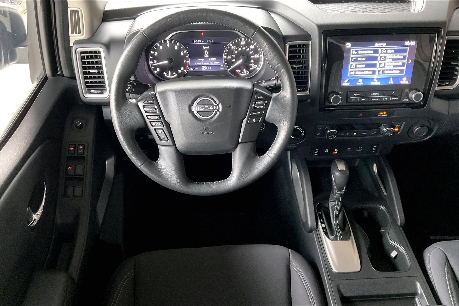 Used 2023 Nissan Frontier SV w/ SV Convenience Package AWD/4WD image 8