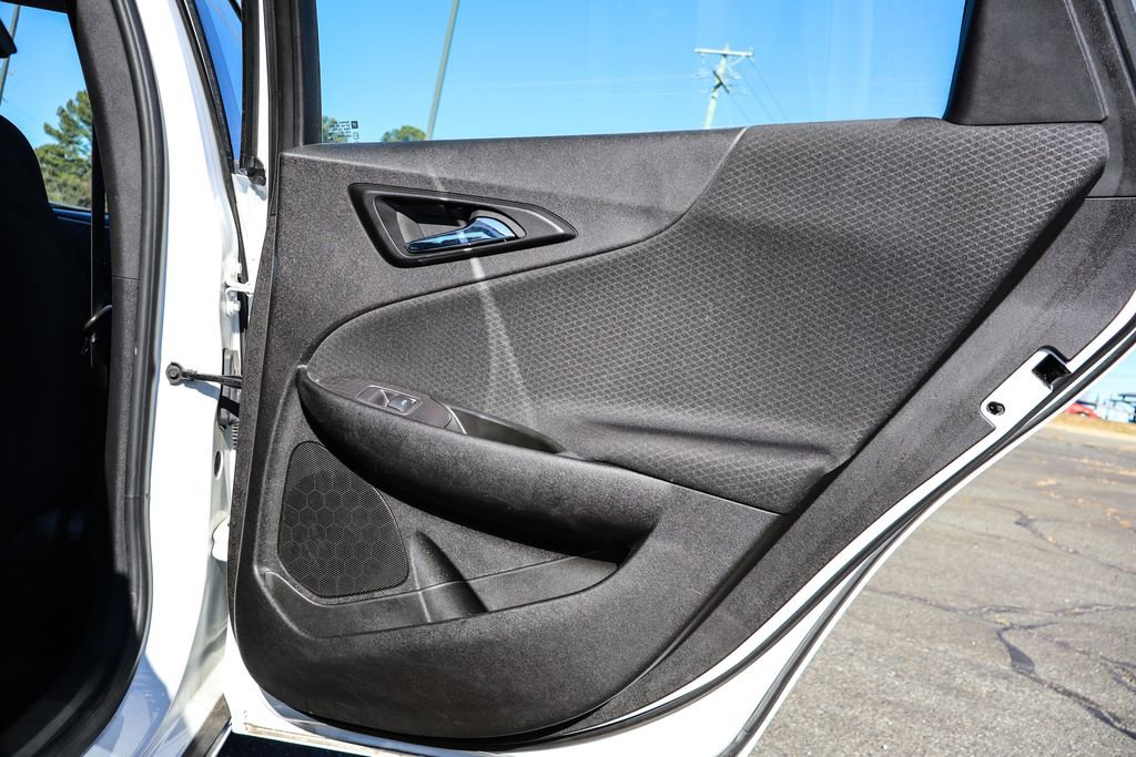 Used 2023 Chevrolet Malibu LT image 37