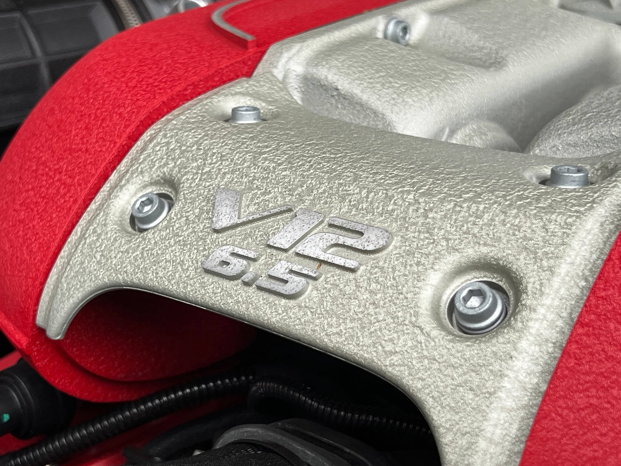 Used 2020 Ferrari 812 Superfast RWD image 42