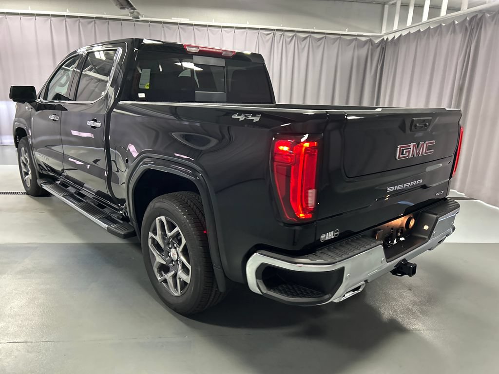 New 2026 GMC Sierra 1500 SLT w/ SLT Premium Package AWD/4WD image 5