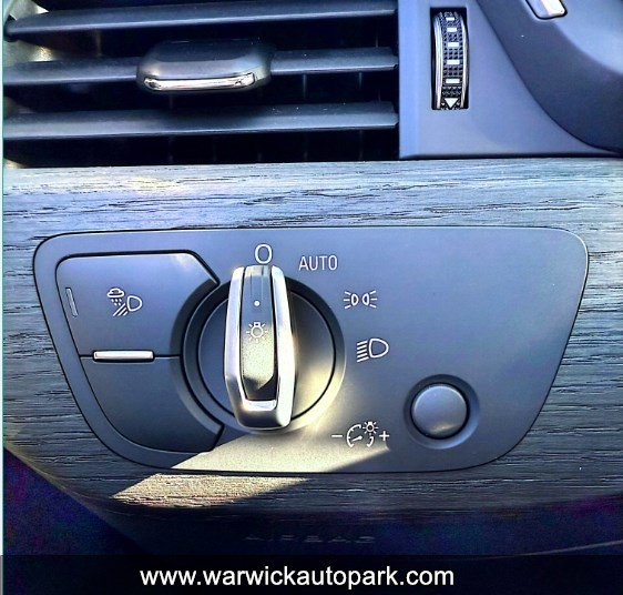 Used 2023 Audi A4 2.0T Premium image 18