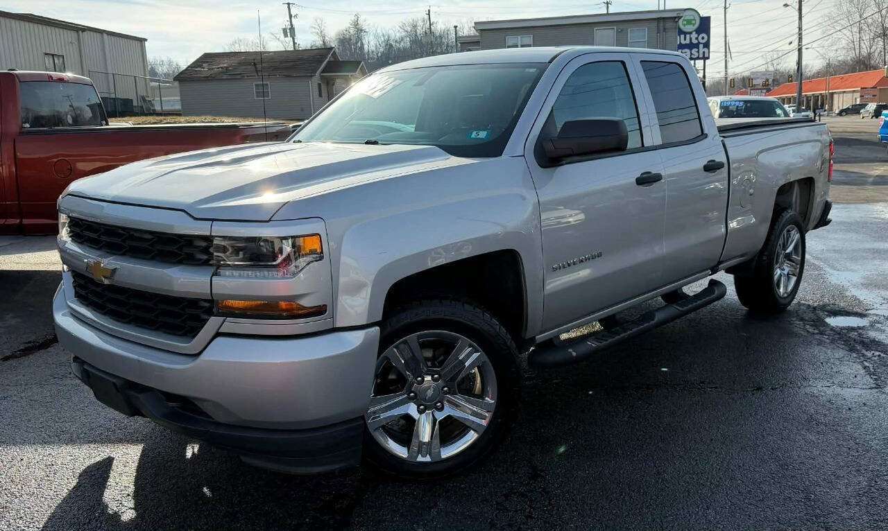 Used 2016 Chevrolet Silverado 1500 Custom w/ Custom Convenience Package AWD/4WD image 2