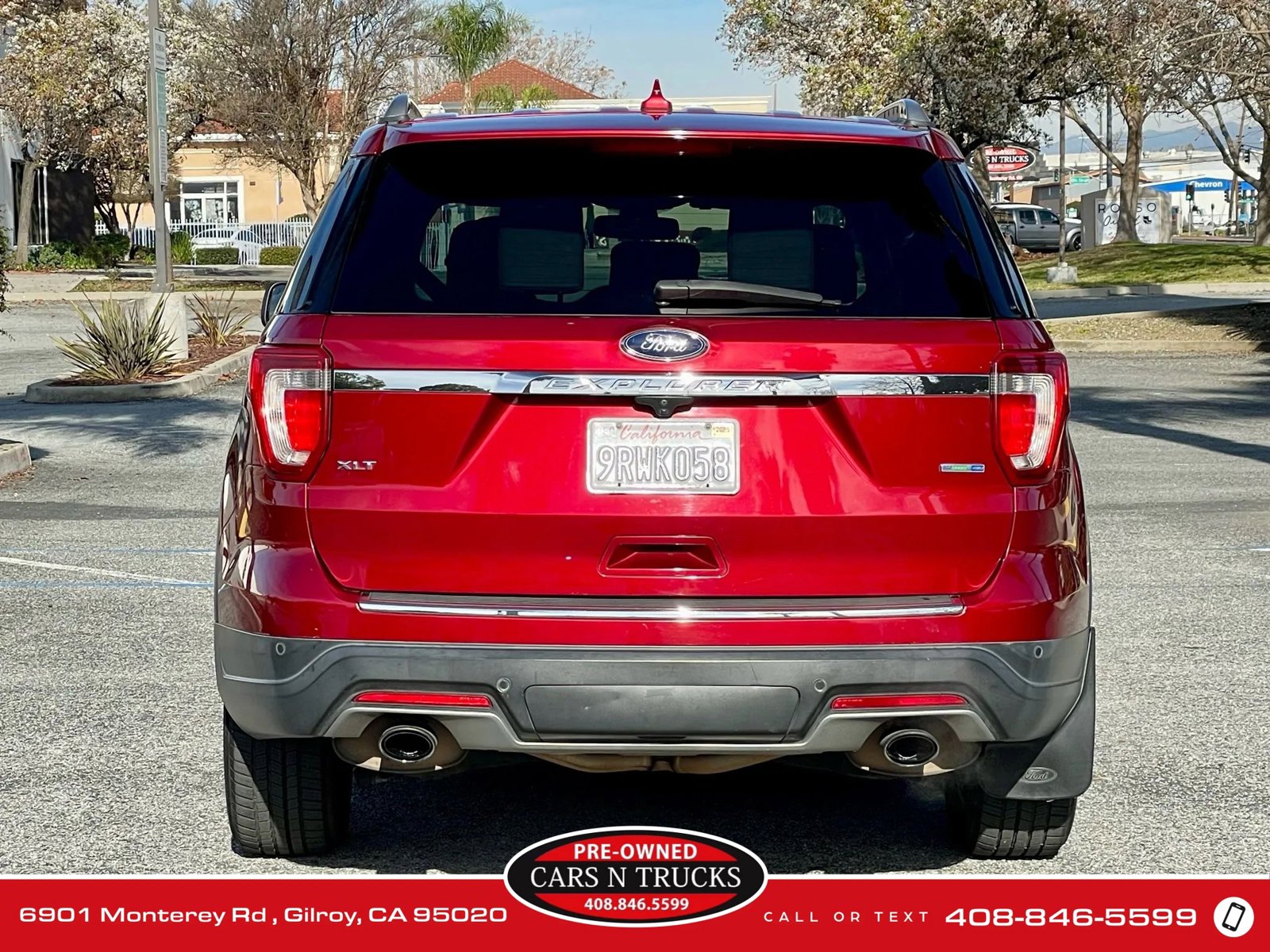 Used 2018 Ford Explorer XLT w/ Equipment Group 201A image 5
