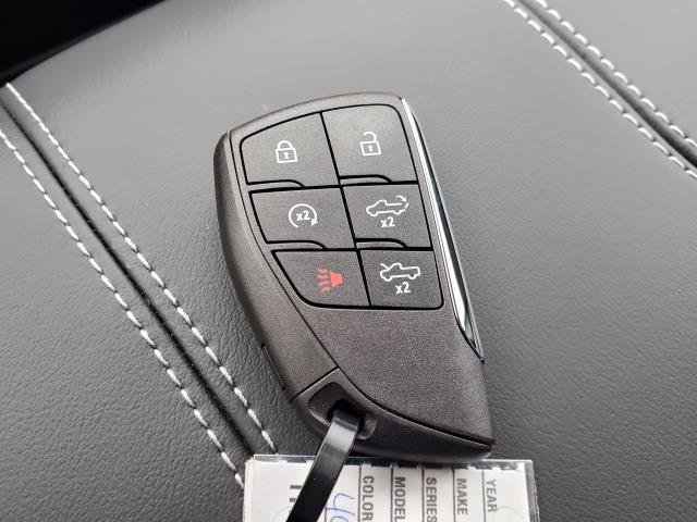 New 2025 Chevrolet Silverado EV LT image 24