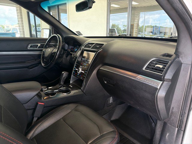 Used 2016 Ford Explorer Sport w/ Equipment Group 401A AWD/4WD image 22