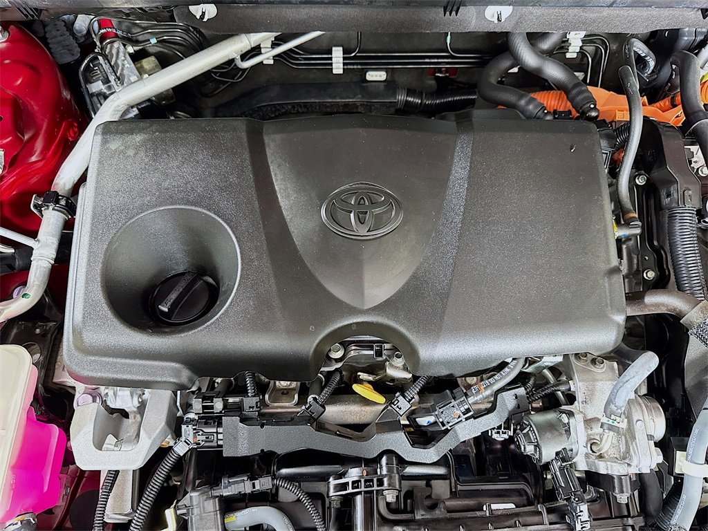 Used 2022 Toyota RAV4 XLE image 29