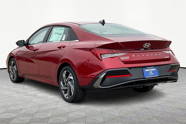 New 2026 Hyundai Elantra Limited image 3
