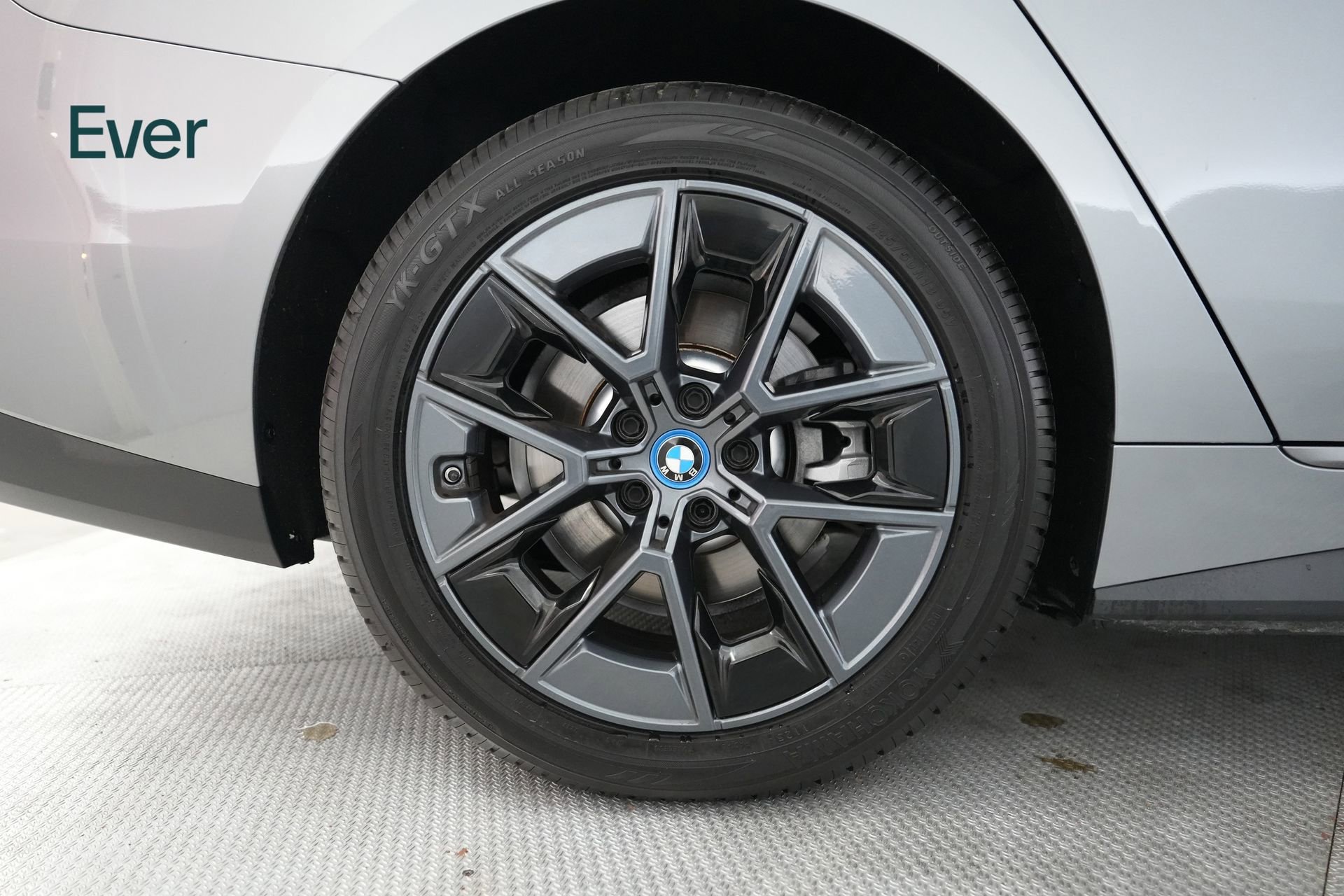 Used 2024 BMW i4 eDrive35 w/ Premium Package RWD image 22