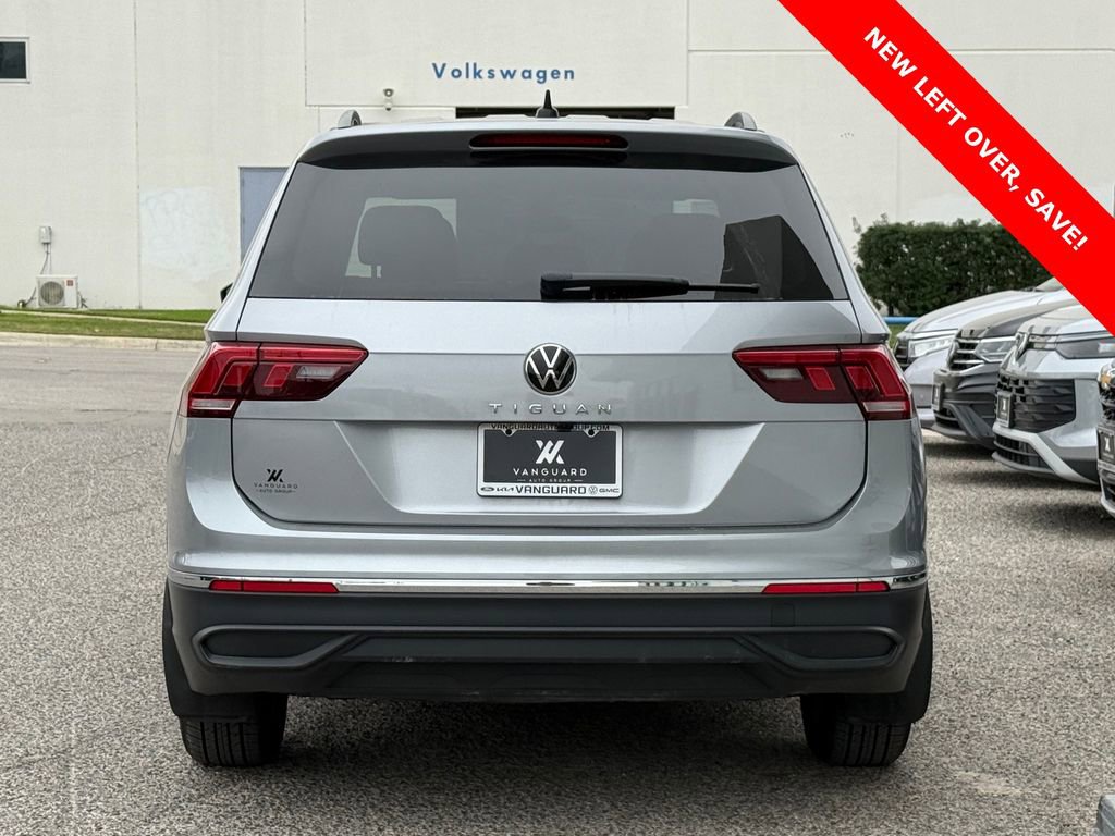 Used 2024 Volkswagen Tiguan S image 6