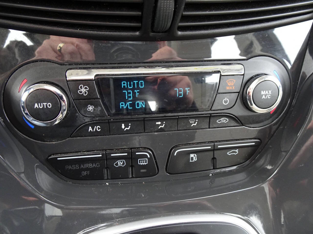 Used 2013 Ford C-MAX Energi SEL image 26