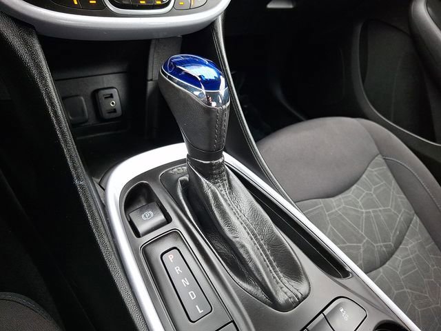 Used 2018 Chevrolet Volt LT w/ Comfort Package image 14