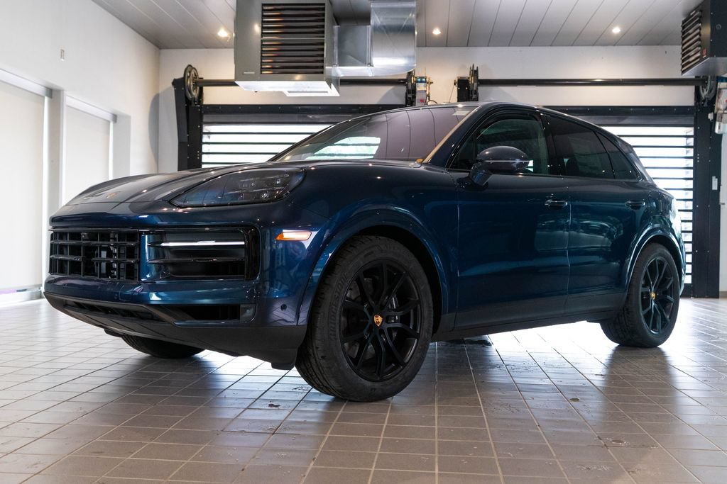 New 2026 Porsche Cayenne AWD/4WD image 1