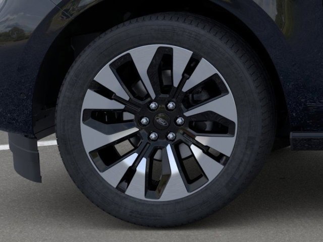 New 2025 Ford Expedition Max Platinum w/ Driver's Package image 19