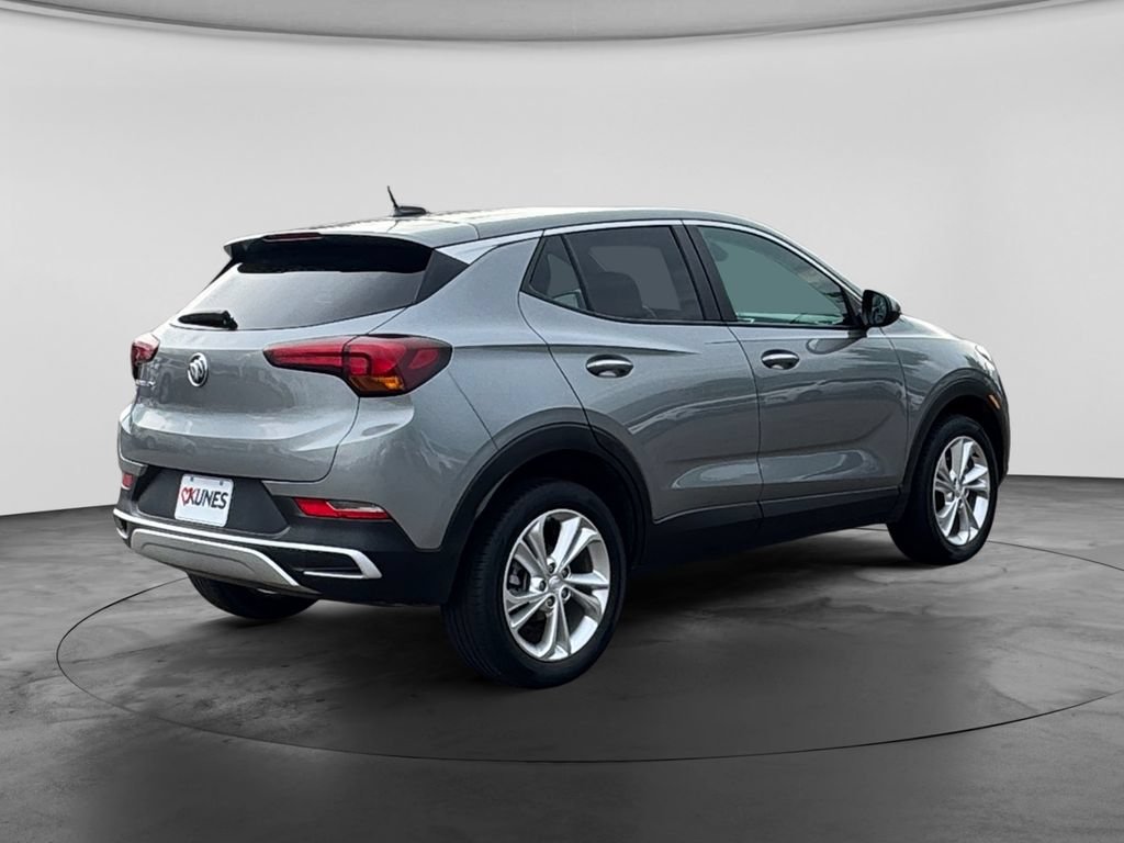 Used 2023 Buick Encore GX Preferred w/ Cold Weather Comfort Package AWD/4WD image 10